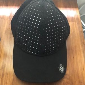 Lulu lemon women’s cap. Black